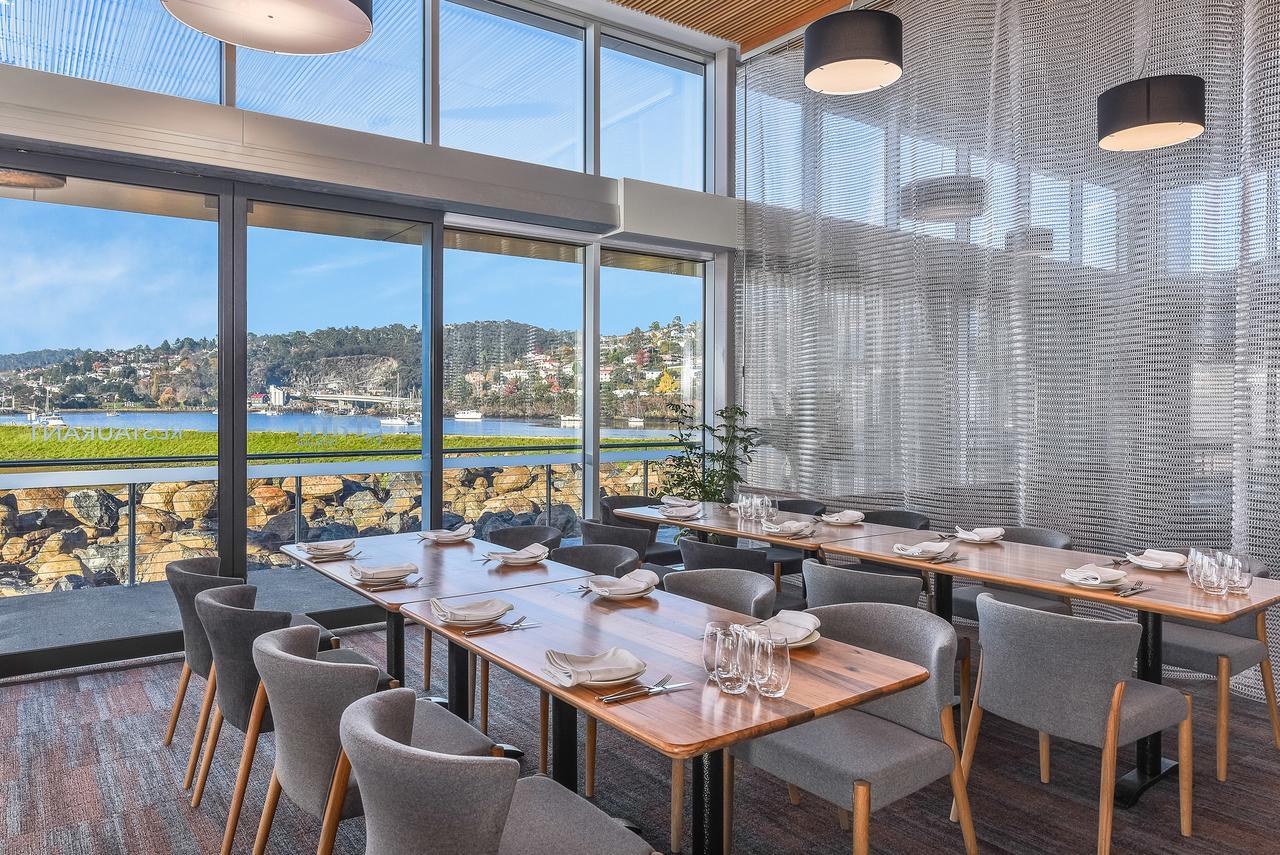 Peppers Silo Hotel Launceston Exterior foto Interior of the restaurant